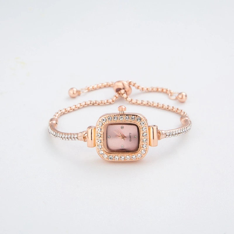 Casual Women’s Bracelet Watch – Simple Quartz Timepiece with Elegant Charm