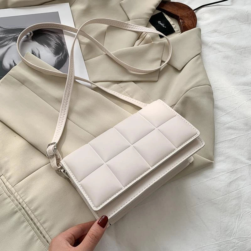Western Style Large Square Women’s Bag – Elegant Handheld & Crossbody Shoulder Carry