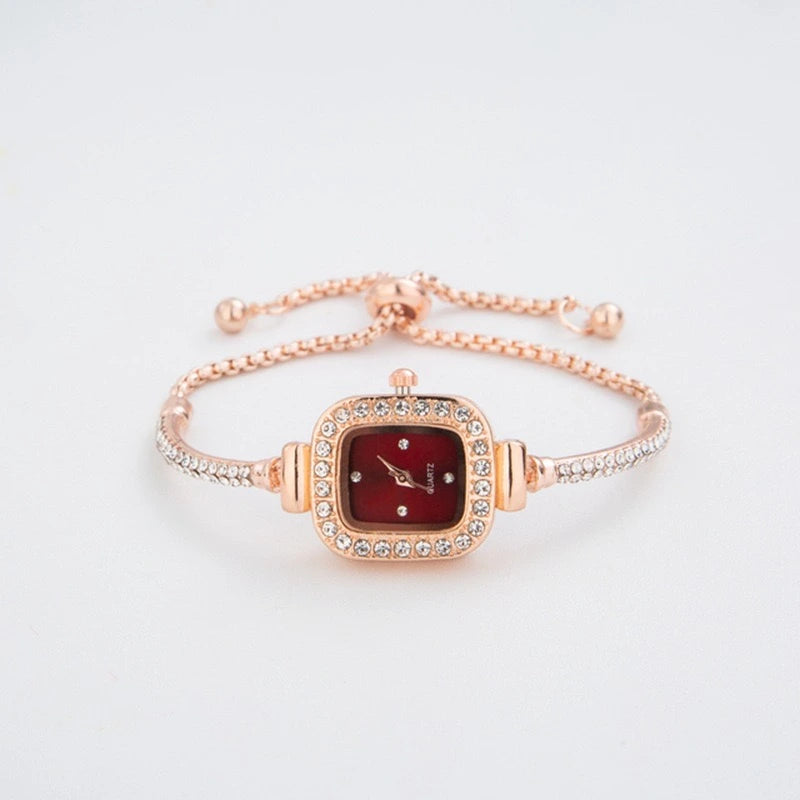 Casual Women’s Bracelet Watch – Simple Quartz Timepiece with Elegant Charm